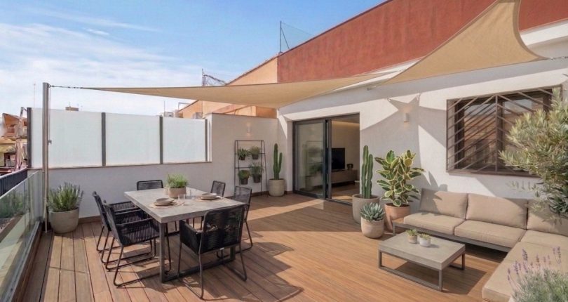Ático con 2 terrazas en venta en la calle Parcerisa, Barcelona